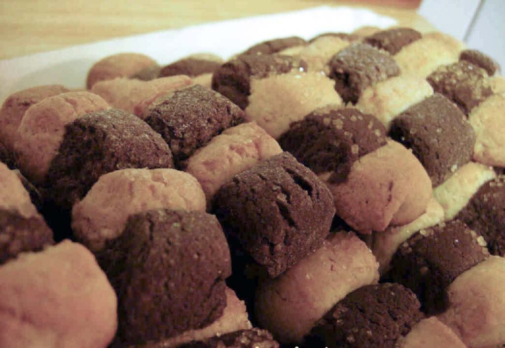 Ricetta ritornelli Mulino Bianco. Biscotti a strisce bianche e nere