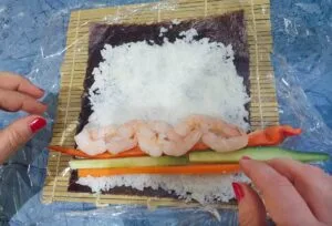 Macchina Per Sushi Rotolo Nero - Per Fare Sushi In Casa, Facile Da Usare E Pulire