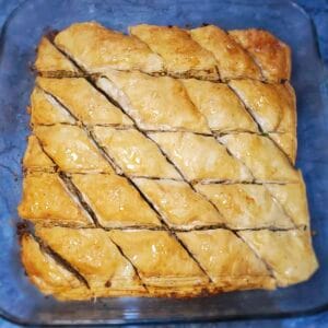 Come fare i baklava al pistacchio con pasta filo, ricetta dolce turco pistacchio
