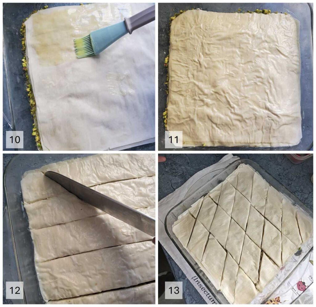 Baklava al pistacchio coperto con pasta fillo e tagliato a losanghe prima della cottura.