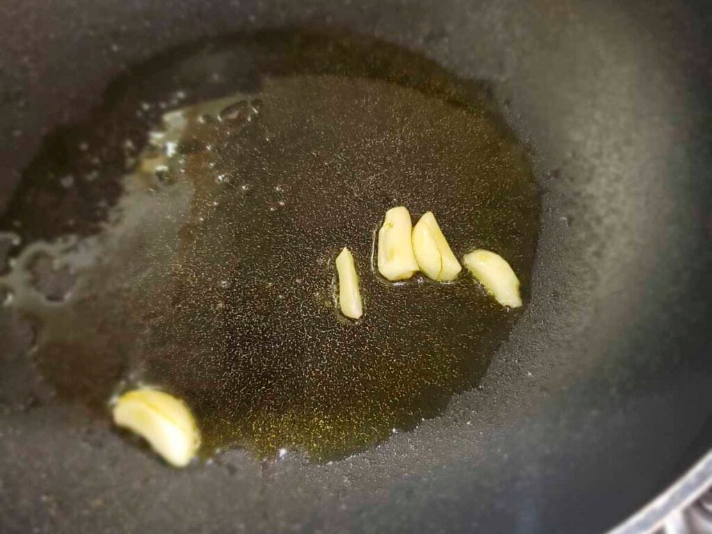 Secondo vegano: Ricetta tofu in padella veloce con zucchine